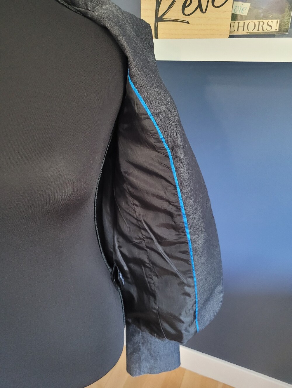 🍂le chateau Y2K Vintage Dark Charcoal Blazer Small - Unique - Make an offer! - Picture 8 of 10